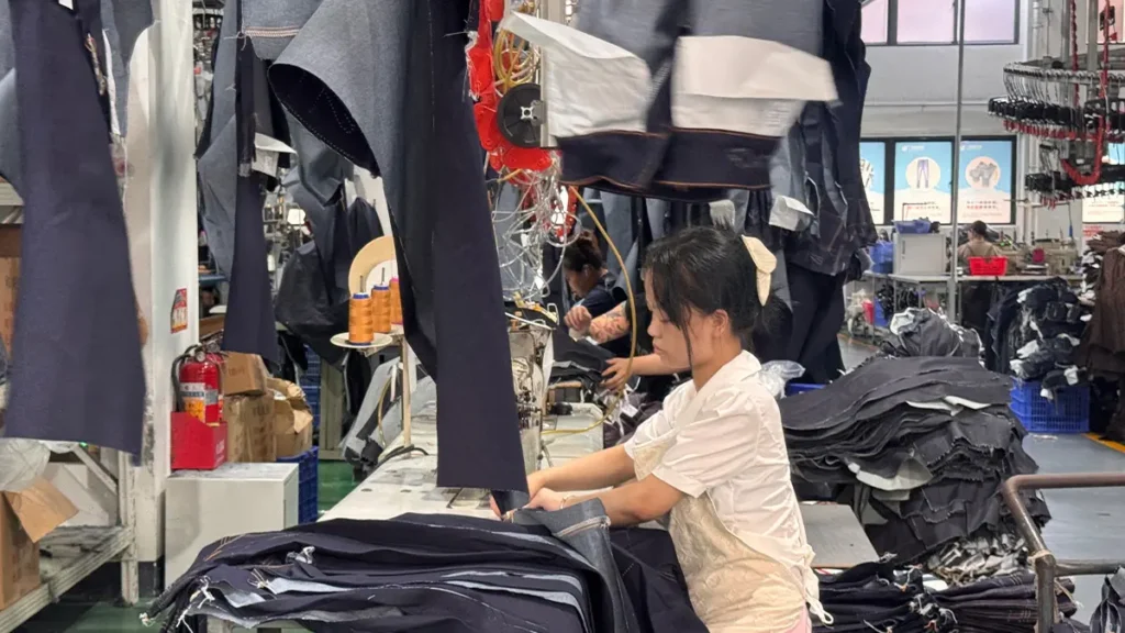 Custom Thumbhole Cuffs: What Buyers Should Check Before Ordering Sportswear 10151