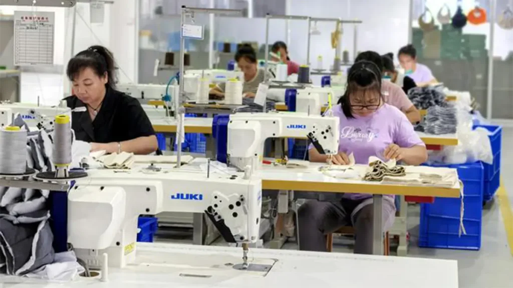 Decorative Topstitching in Custom Apparel: What Buyers Should Confirm 1016