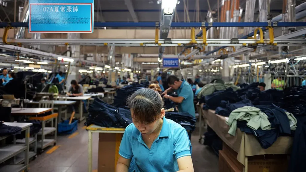 Role-Based Corporate Uniforms: What Buyers Should Confirm for Different Employee Groups 10213