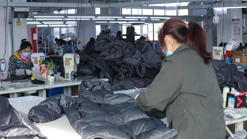Choosing Zippers and Fasteners for Custom Corporate Clothing 10273