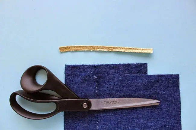 Custom Piping on Clothing: What Buyers Should Check Before Bulk Production dm 20261015160606 001